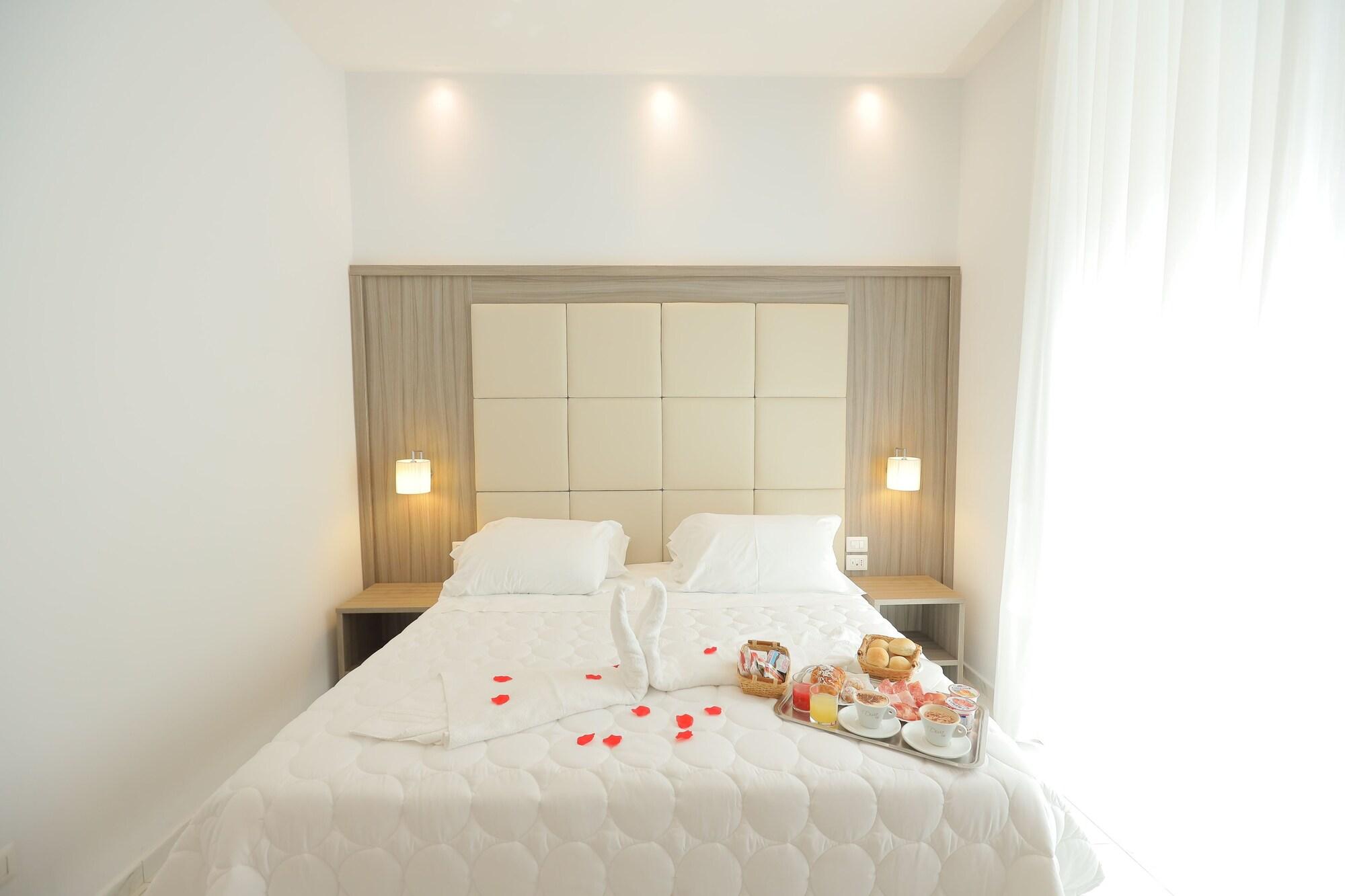 Garibaldi Suite Napoli Exterior foto