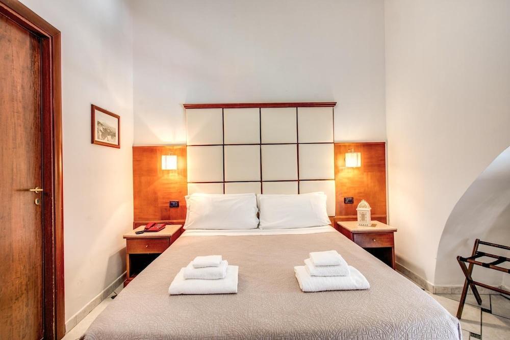 Garibaldi Suite Napoli Exterior foto