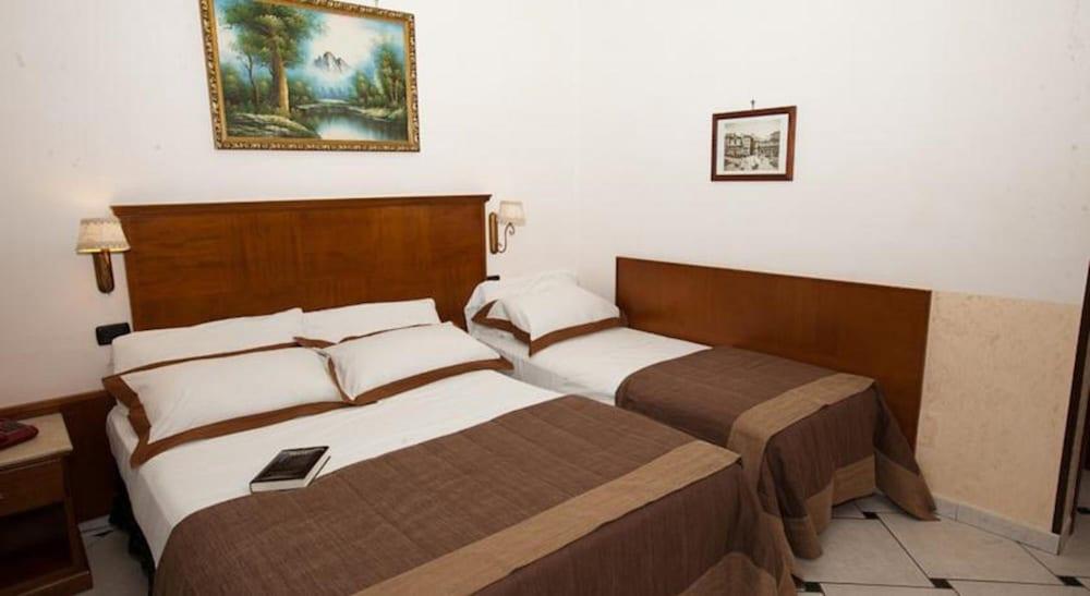 Garibaldi Suite Napoli Exterior foto