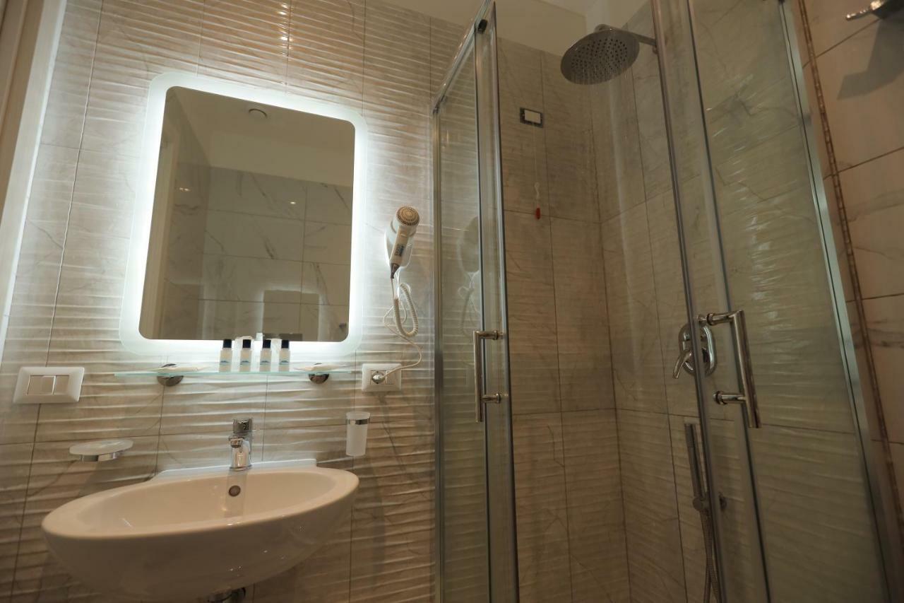 Garibaldi Suite Napoli Exterior foto