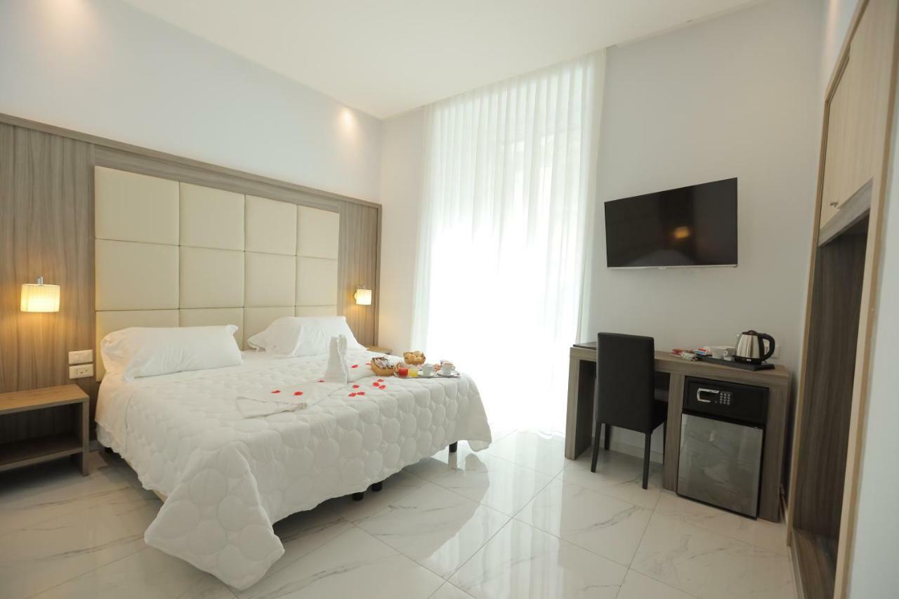 Garibaldi Suite Napoli Exterior foto