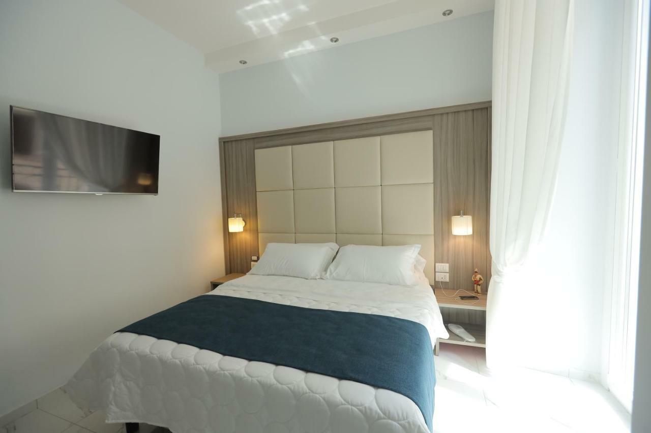 Garibaldi Suite Napoli Exterior foto